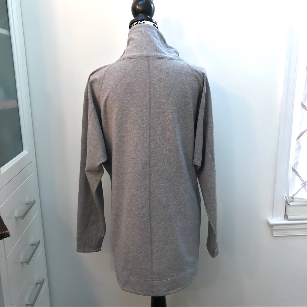 Lululemon Wrap - Picture 6 of 7